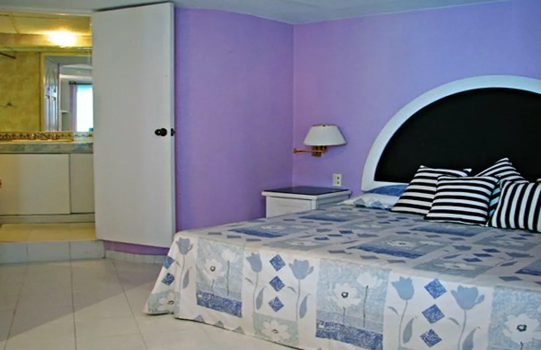 Hotel And Club Aladinos-1