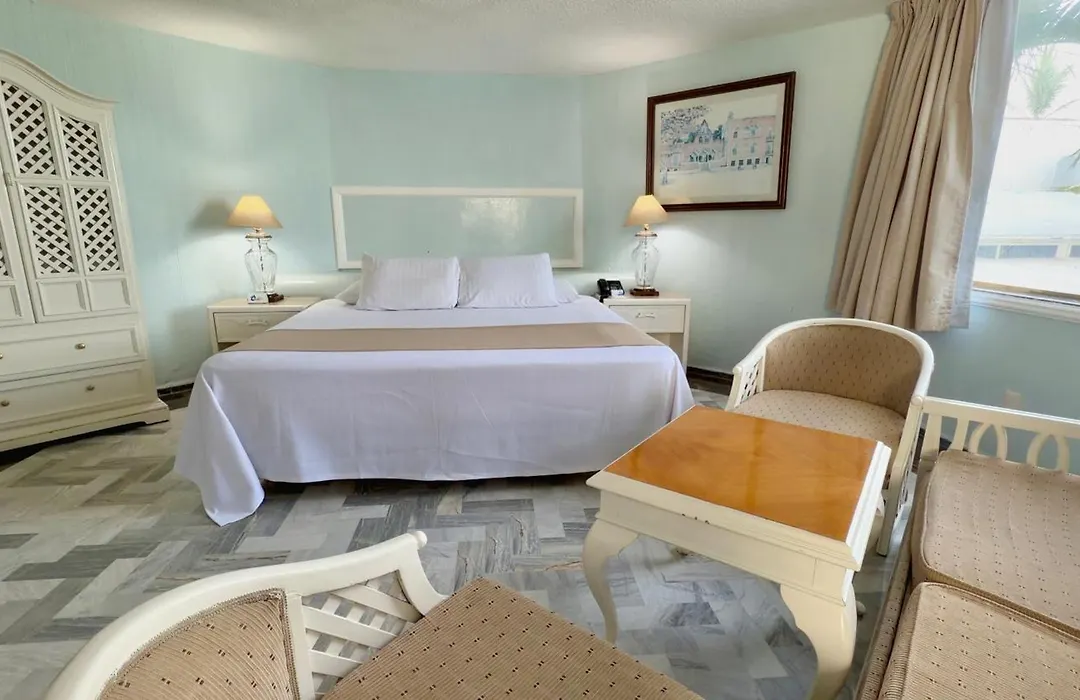Hotel Acapulco Malibu-1